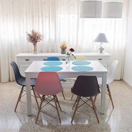 Piso Encantador En Carlos Haya * Malaga